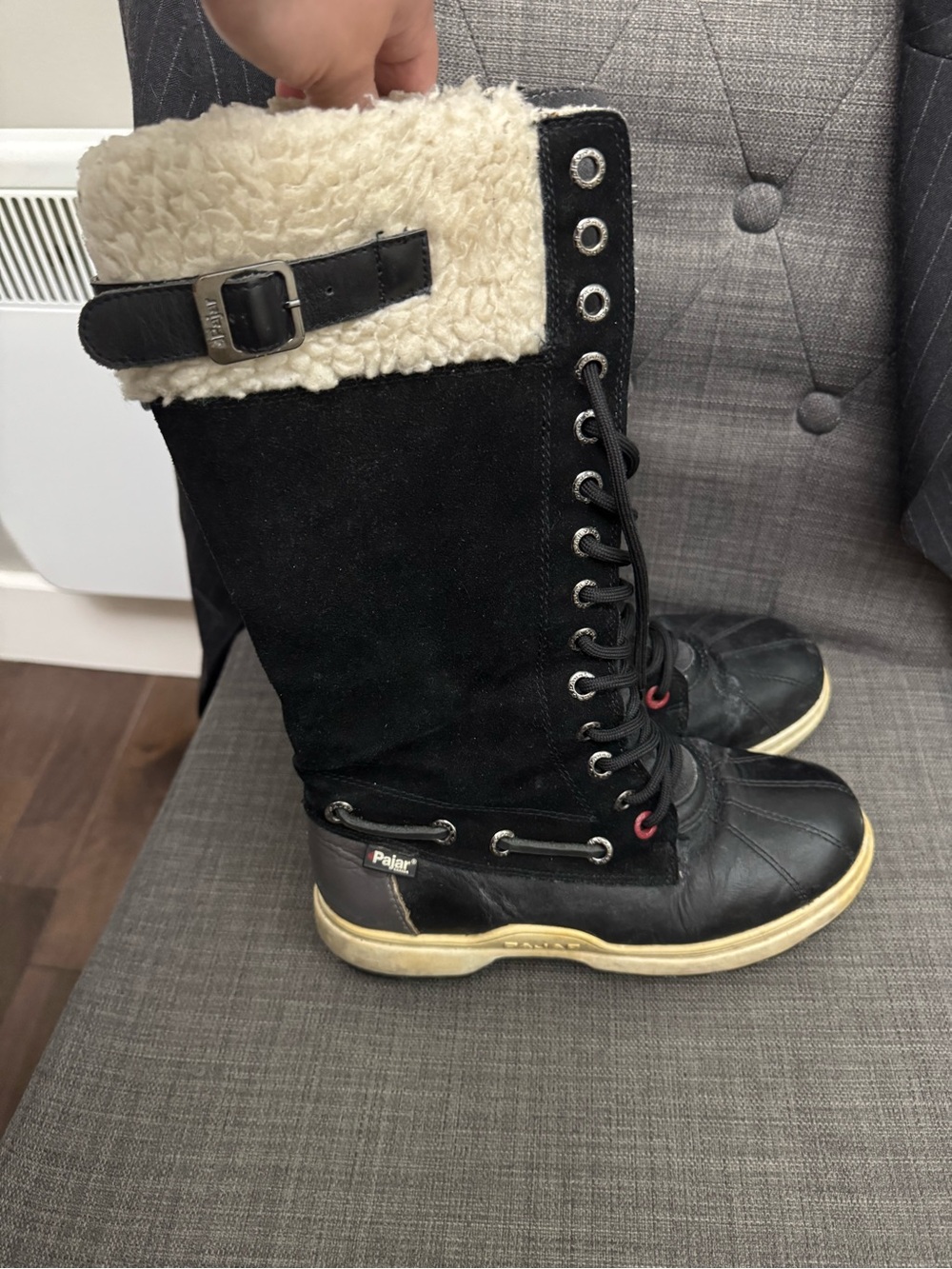 PAJAR Black Suede Shearling-Lined Lace-Up Winter Boots Sz 7-7.5 USA 38 EURO